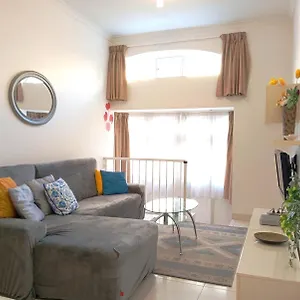  Apartamento Modern In The Heart Of Steps From The Seafront Malta